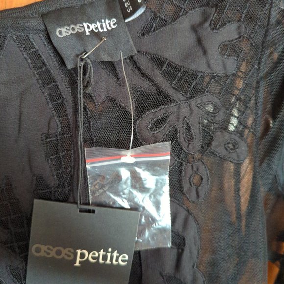 NEW ASOS Petite Black Lace Long Sleeve Dress - Picture 3 of 3